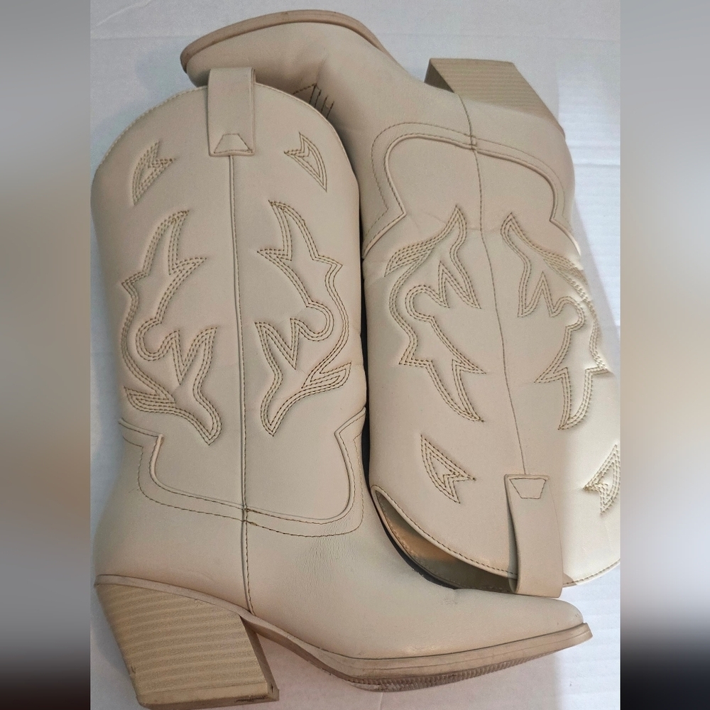 Soda Beige Western Heeled Boots